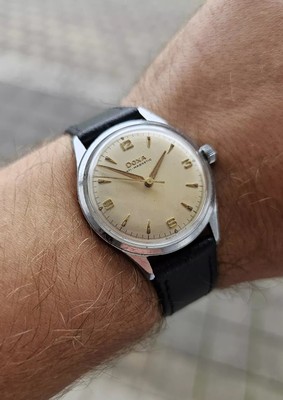 Doxa Herrenuhr Uhrwerk Eta 1080  Um 1947