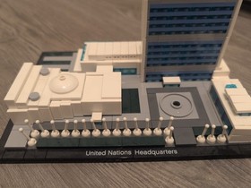 21018 LEGO Architecture United Nations Headquarters, Landmark Series, Retired