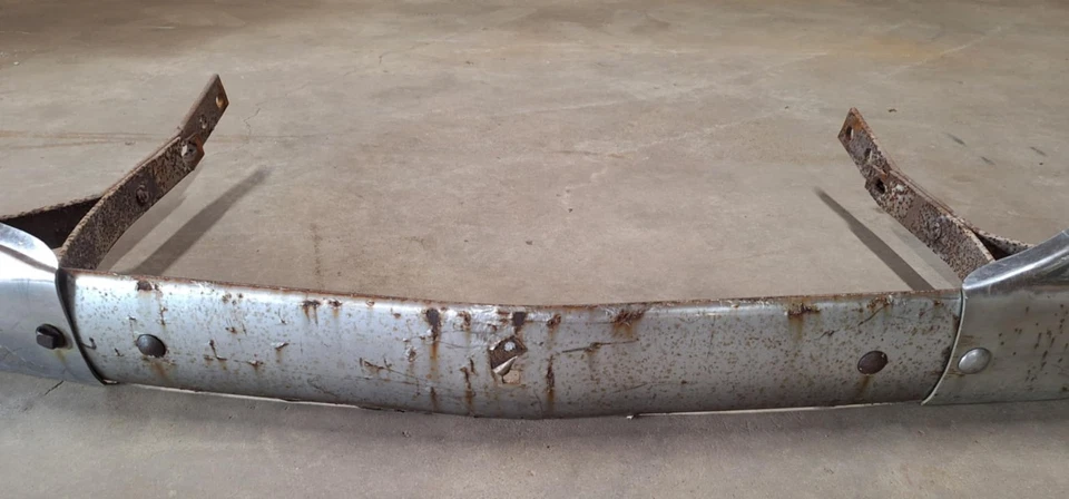 Buick 1941 parachoques delantero con soportes Foto 3 de 4