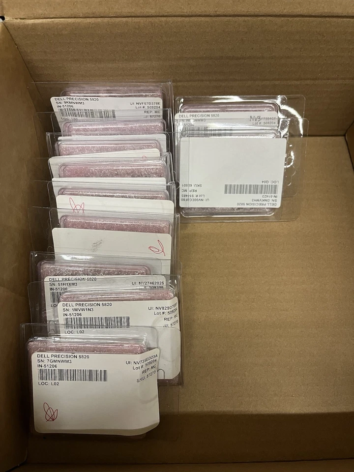 Procesador CPU Intel Core i9-10980XE SRGSG 3,00 GHz 24,75 MB 18 núcleos LGA2066 Foto 2 de 3