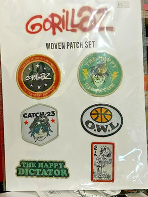 OFFIZIELLES GEWEBTES AUFNÄHER-SET VON GORILLAZ - TOTTENHAM POP-UP-SHOP-GESCHENK - MURDOC DIKTATOR
