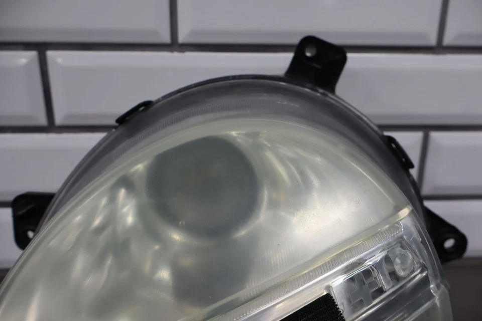 Lámpara de faro izquierdo para conductor Chevy SSR 2003-2006 OEM Foto 2 de 4