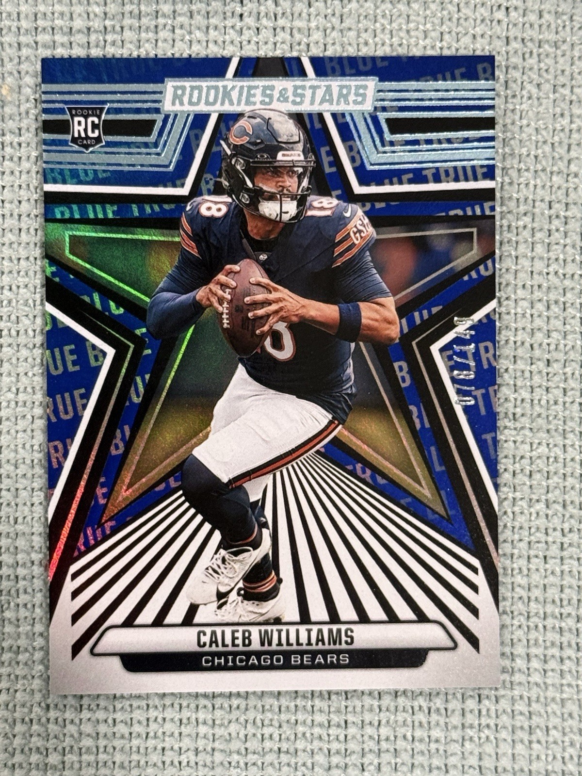 2024 Panini Rookies & Stars - Rookies Caleb Williams #118 True Blue /149 (RC)