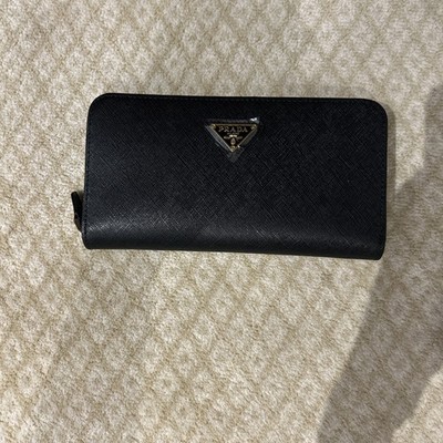PRADA Women's Long Wallet Black/Gold