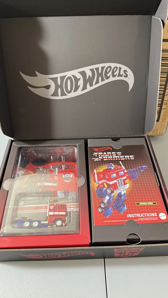 Hot Wheels Transformers Optimus Prime Mattel Creations Exclusive