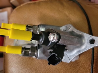 1819798PE  DEF Exhaust Fluid Injector Dosing Module for HINO ISUZU KENWORTH