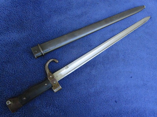 ORIGINAL ANTIKES FRANZÖSISCHES BERTHIER GEWEHRBAJONETT UND SCHEIDE M1892 - Bild 2 von 16