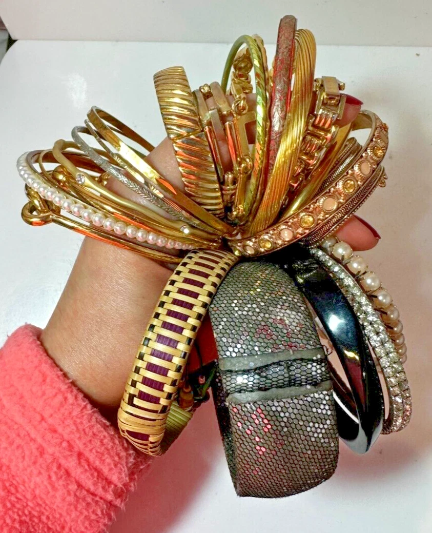 Enamel outlet cuff bracelet
