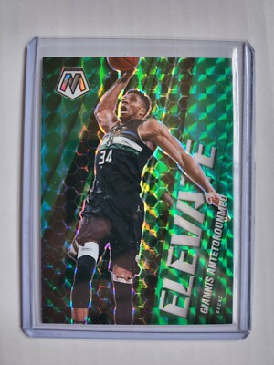 2021 Giannis Antetokoumpo NBA Mosaic Green Prizm Elevate Insert (Team Match)