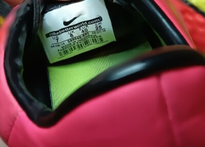 Nike Hypervenom Indoor Soccer Shoes Size 7 Women's Pink/Orange
