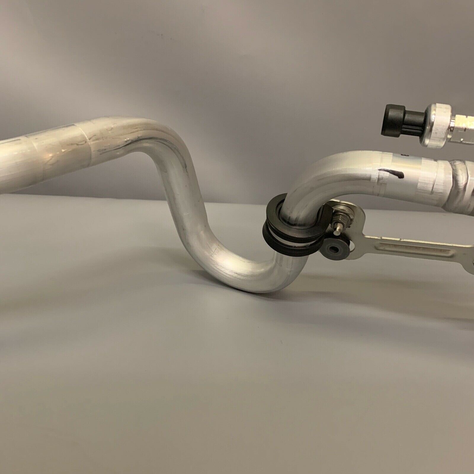 MASERATI GHIBLI LOW PRESSURE DELIVERY FLEX HOSE 2014 2015 2016 2017 OEM