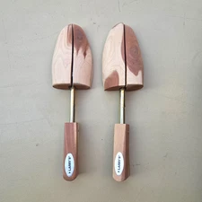 Larry’s Men’s Large Cedar Shoe Trees – Adjustable Solid Wood – Brass Hardware
