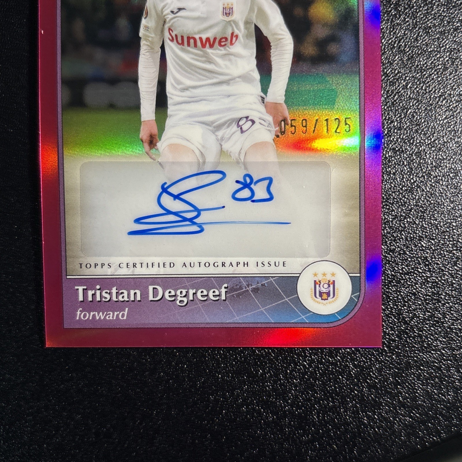 24-25 Topps Merlin UEFA Tristan Degreef Magenta Refractor /125 Auto view 3