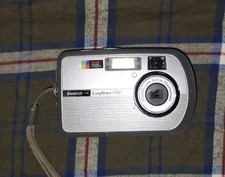 Kodak EasyShare CD40 Digital Camera 4.0 MP Silver  TESTED AND WORKING 