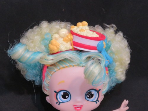 Muñeca Poppette Shopkins Shoppies con vestido de palomitas de maíz y diadema/zapatos - cine - Imagen 2 de 5