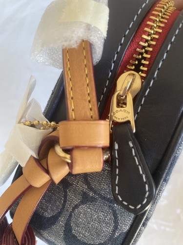 NWT Coach C8666 Mini Camera Bag In Signature Chambray & Leather Denim Multi - Picture 8 of 12