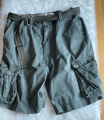 Levi's Men’s Size 42 Olive Calvary Cargo Shorts Flap Pockets Casual FLAW  BIN D