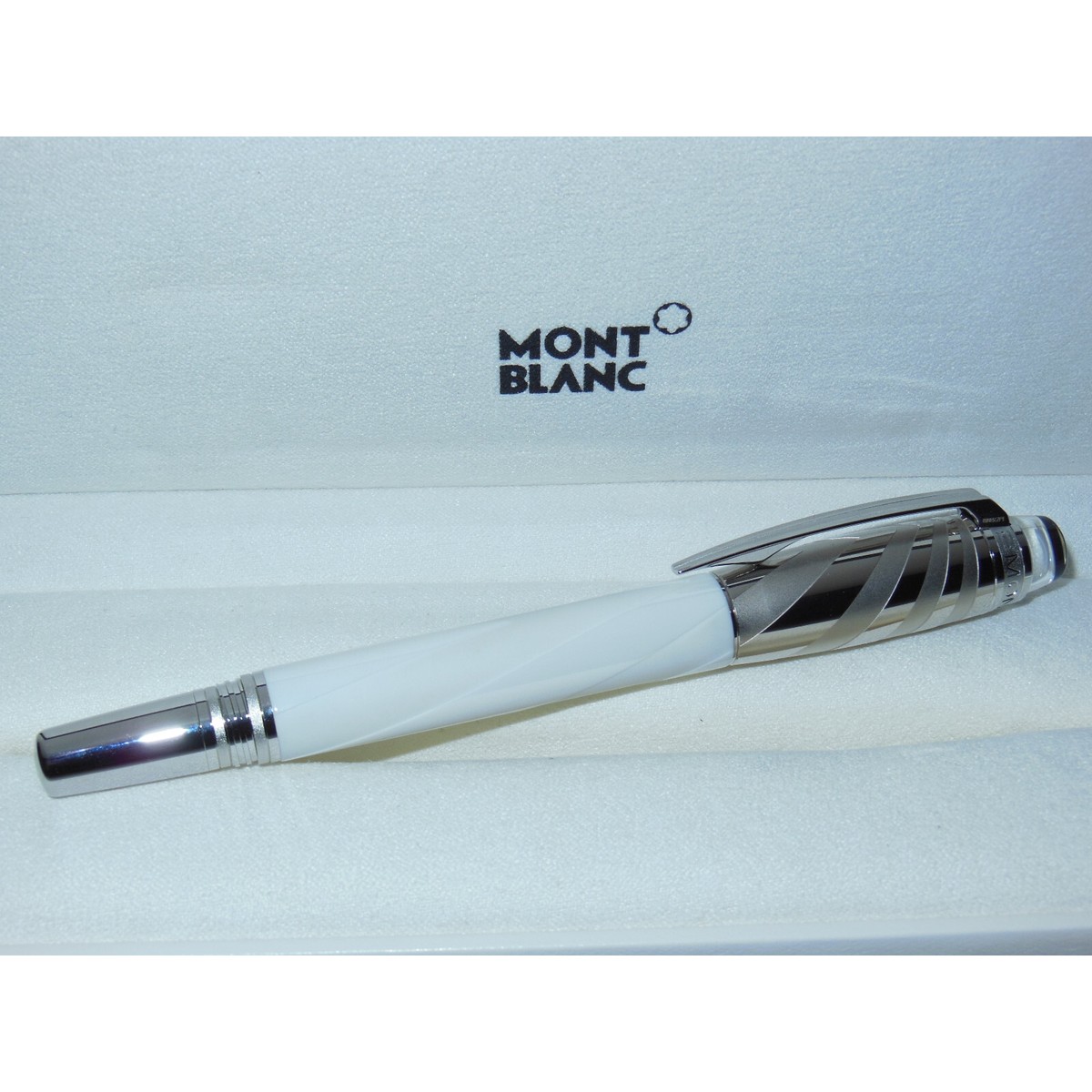 New/2ND* Montblanc Starwalker Ceramics Doue White Fineliner