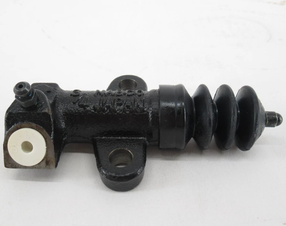 Cilindro de funcionamiento embrague genuino Nissan 30620-EA20A 05-19 Frontier 05-15 Xterra Foto 3 de 4