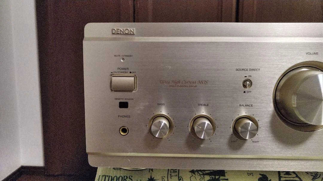 Denon PMA-2000 Integrated amplifier gold Stereo Integrated Free shipping from JP