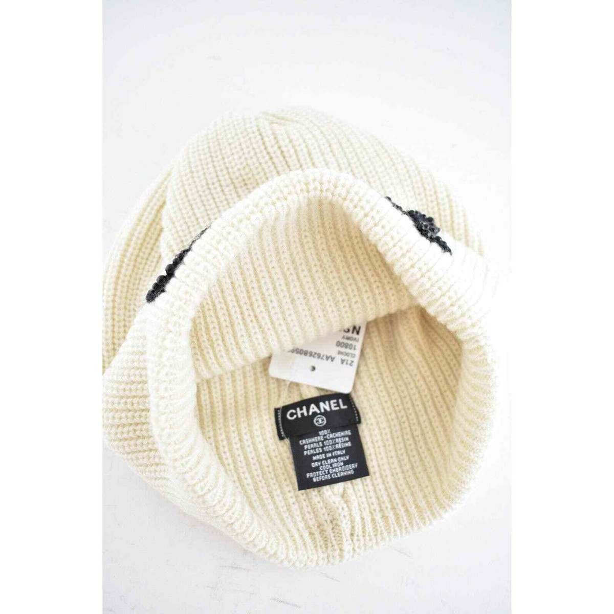 Chanel 21A Ivory Cashmere Black Pearl White CC Script Logo Beanie
