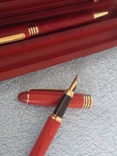   Fountain pen and ballpoint pen in the original wooden box - Beautiful look  