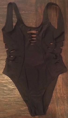 New Look Cut Out Black Swimsuit SZ UK 14 US 10 NEW! STUNNING! SOLD OUT! - Picture 2 of 3