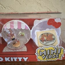 Hello Kitty MGA  s Miniverse Make It Mini Food
