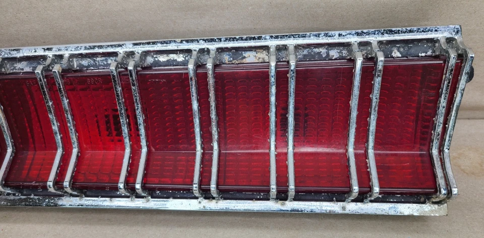 Левый задний фонарь со стороны водителя 69-70 Mercury Cougar в сборе 1969 1970 от оригинального производителя - Изображение 4 из 4