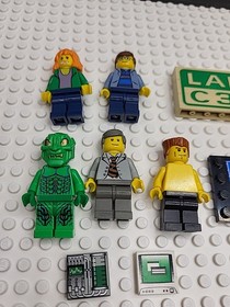LEGO Spider-Man Vintage Minifigures Lot Set 4851 Green Goblin Mary Jane Peter