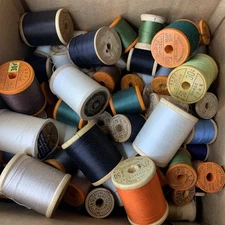 Vtg wooden thread spools lot 175+ Cotton Silk Nylon Belting Coats N Clark DuPont