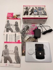 Motorola RAZR V3 Flip Phone with Original Box, Charger  Accessories   Untested