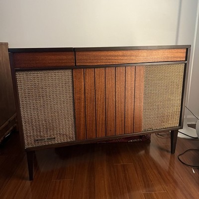 Mid Century Modern Stereo Console Record Player Credenza GE General Electric MCM