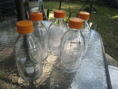 5x Pyrex 1000ml lab glass flasks usable bottles some wear w/ GL45 caps #1395 1L