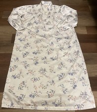 Barbizon Cuddleskin Satin Vintage Nightgown Long Sleeve Lace Modest Cottage Sz S