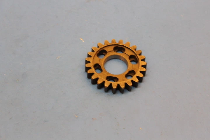 NOS YAMAHA L5T 3RD THIRD PINION TRANSMISSION GEAR 234-17131-00-00 - Image 2 of 4