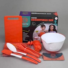 MASTER CHEF Junior 9 Piece Cooking Essential Set Ages 6 Orange 012022