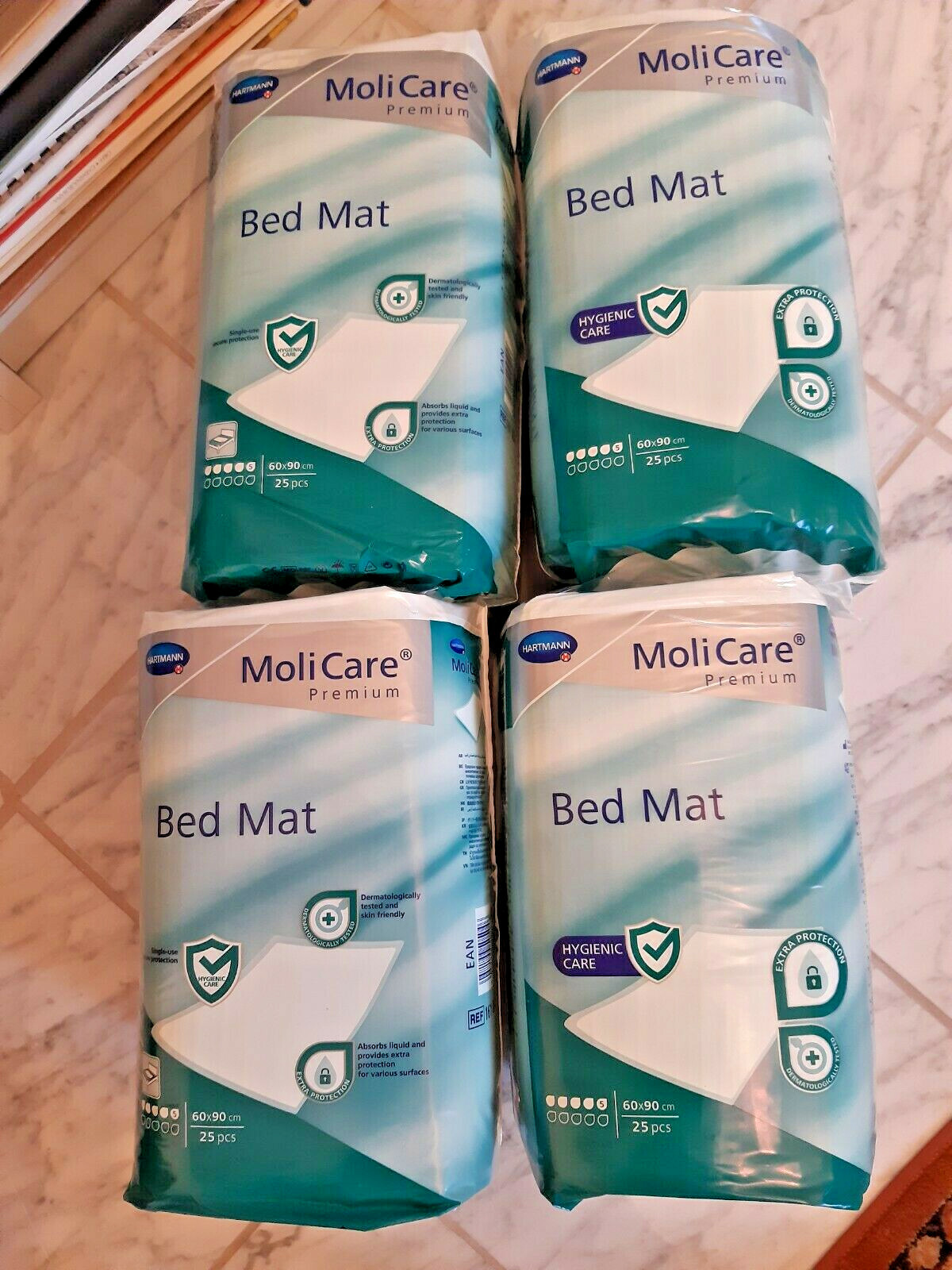 MoliCare Premium Bed Mat - 100 Bettschutzeinlagen - 4 Packungen mit je 25 Stück