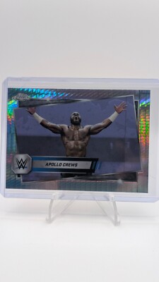 2025 Topps Chrome WWE *Prism Refractor* #114 Apollo Crews