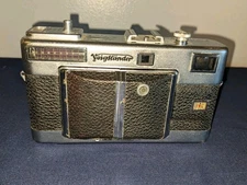 Voigtlander Vitessa 35mm Film Rangefinder Camera with Color Skopar 50mm Lens