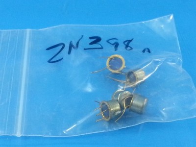 5 Vintage MOTOROLA 2N398 PNP Germanium Transistors Gold Pins
