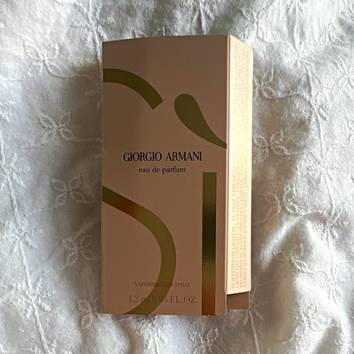 Giorgio Armani Si Eau de Parfum Spray Probiergröße 1,2 ml für Damen
