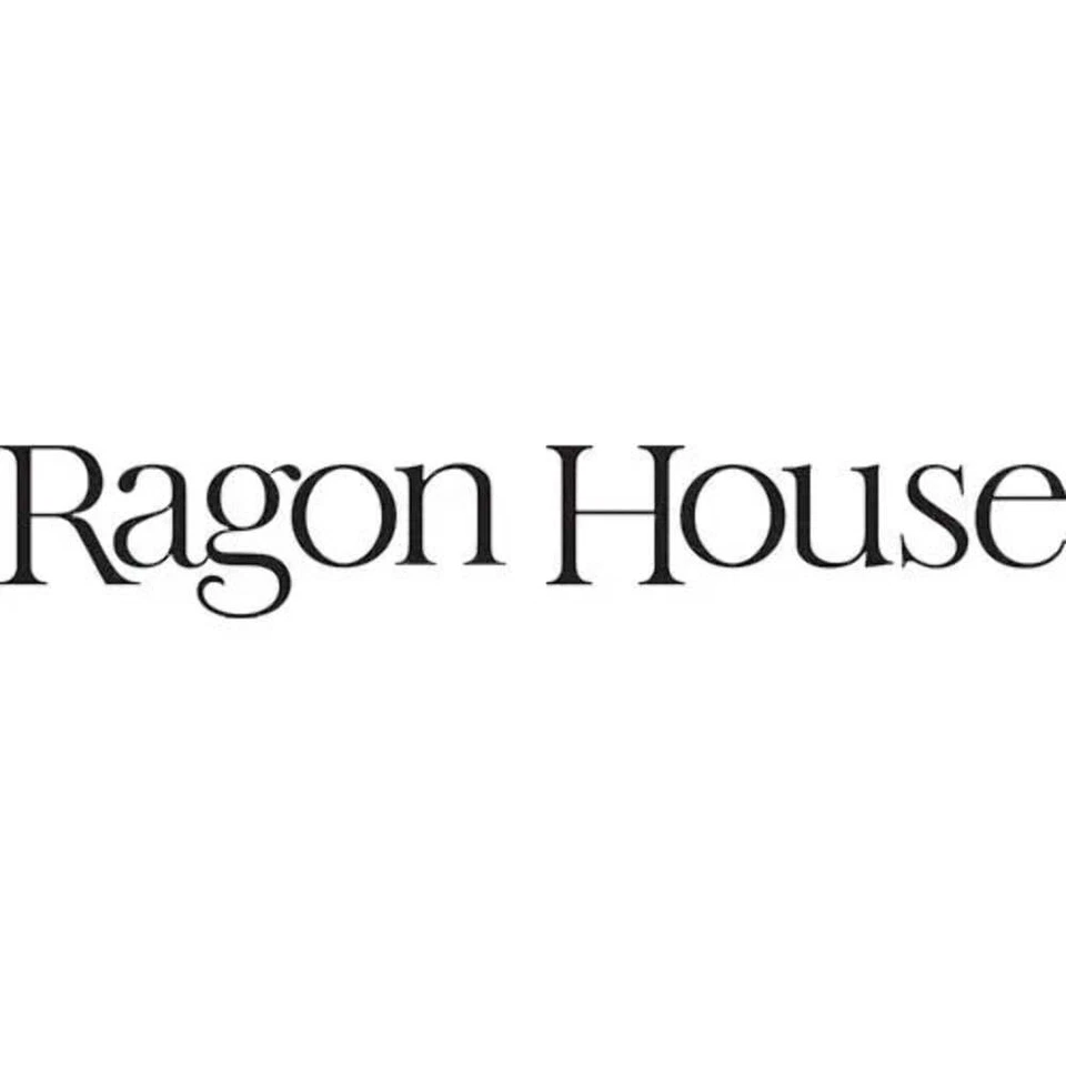 Ragon House 德国风格 48 英寸绿羽毛树带浆果模板木 Ba — 第 3/3 张图片