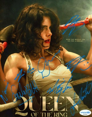 Queen of the Ring AUTOGRAPH Signed 8x10 Photo - Emily Bett