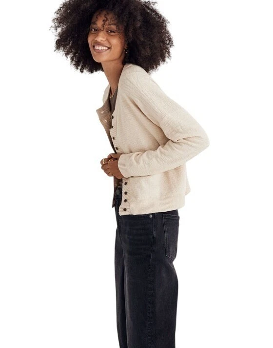 Cárdigan corto Madewell Brampton suéter cuadrado avena crema botón texturizado talla L Foto 2 de 4