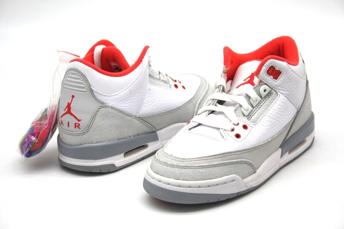 プリーストクリーム GIRLS AIR JORDAN 3 RETRO GS 441140-101 WHITE/CRIMSON-WOLF