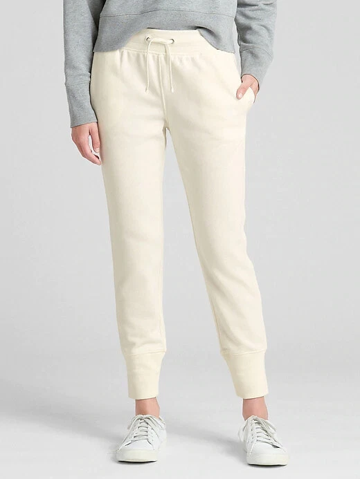 GAP Women's Vintage Soft Joggers #35091-0#E-D - Image 4 of 4