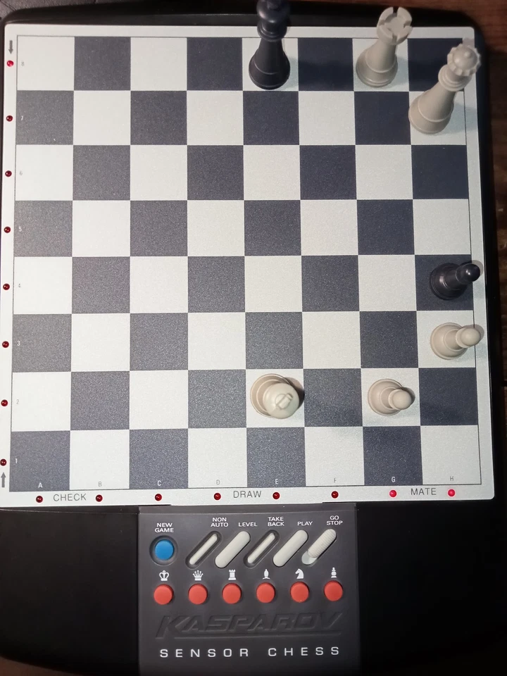 SENSOR CHESS TURBO KASPAROV SAITEK jeu d'echecs electronique - fonctionnement OK - Photo 3/4