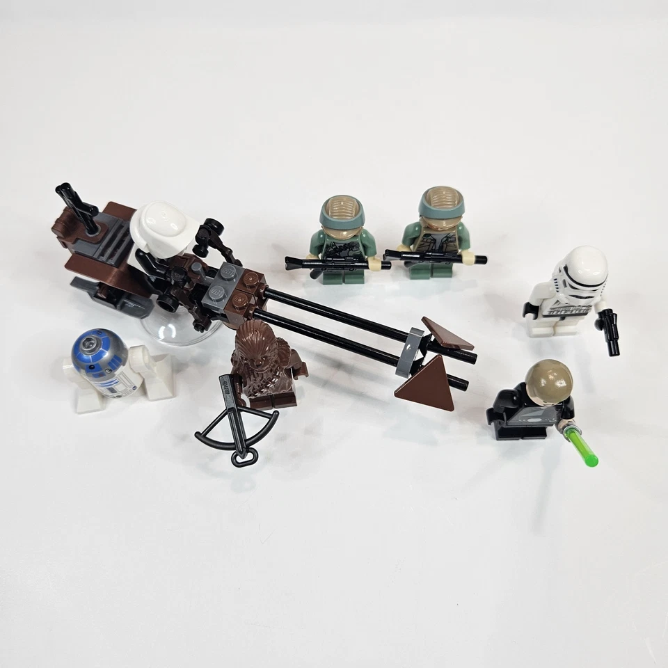 LEGO Star Wars Ewok Village 10236 Minifigure Lot Of 7 Minifigures - Image 2 of 4