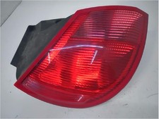 Feu arrière Mitsubishi COLT